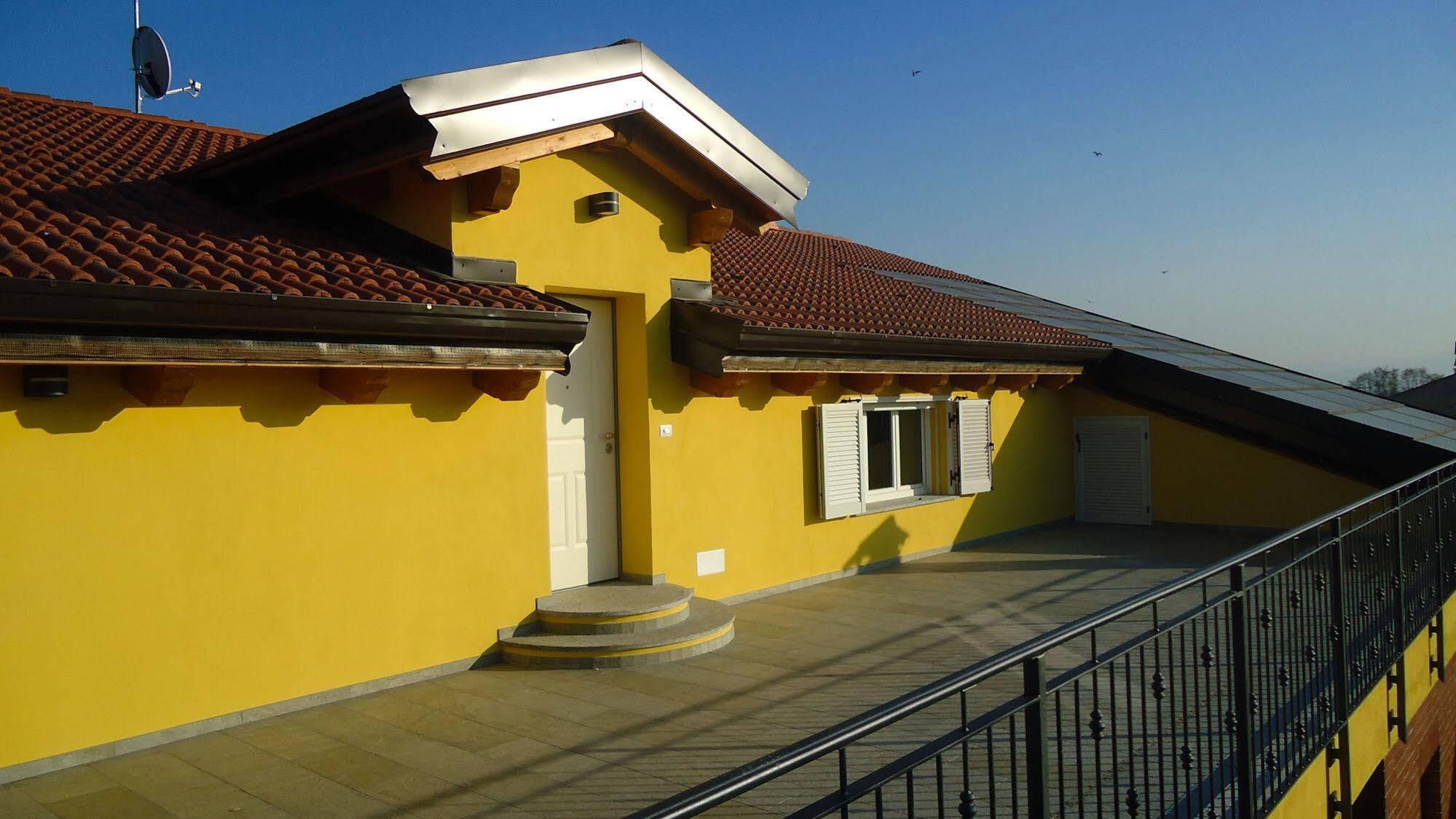 Residence Le Palme Torrazza Piemonte Exterior foto